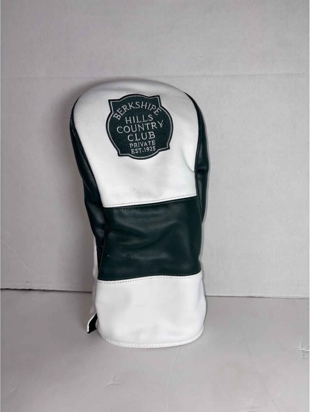 Berkshire Hills Country Club Golf Driver Headcover Green White PRG Leather